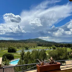 Sur Le Golf De Pont Royal , Mallemort France